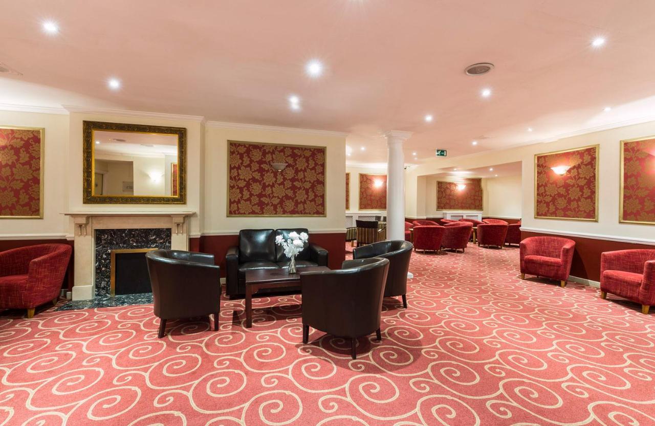 Ramada By Wyndham Cheltenham Golden Valley المظهر الخارجي الصورة