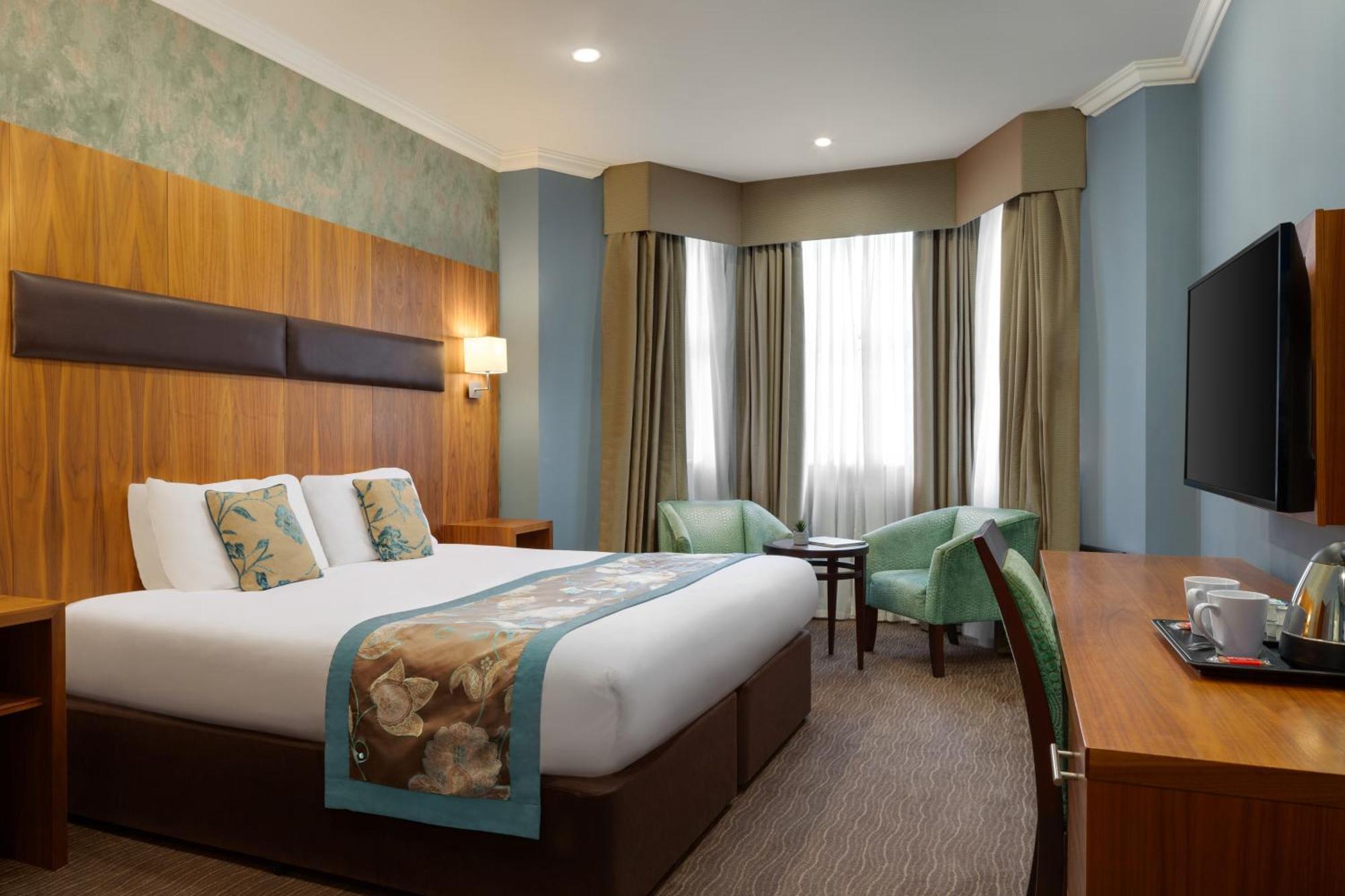 Ramada By Wyndham Cheltenham Golden Valley المظهر الخارجي الصورة